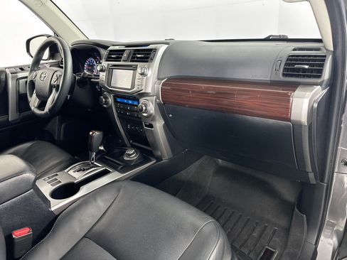 Used 2019 Toyota 4Runner Limited AWD/4WD image 28