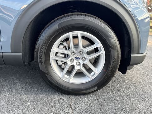 New 2026 Ford Explorer Active w/ Active Comfort Package image 14