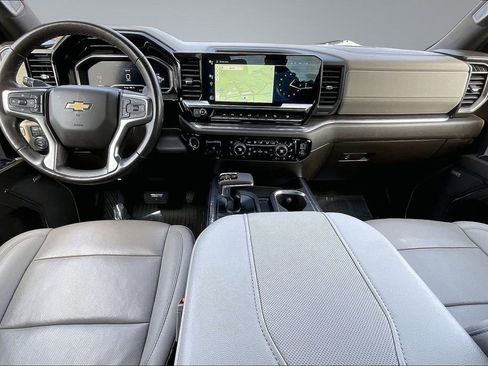 Used 2023 Chevrolet Silverado 1500 LTZ AWD/4WD image 16