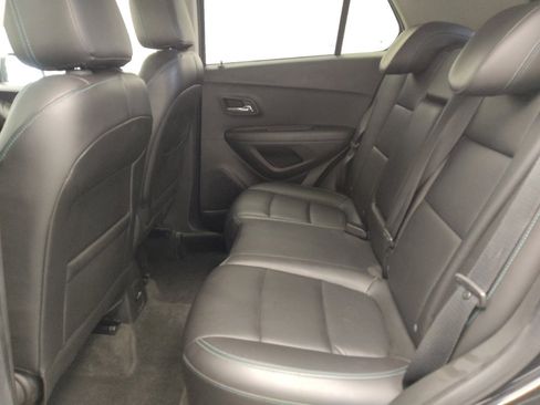 Used 2015 Chevrolet Trax LTZ FWD image 18