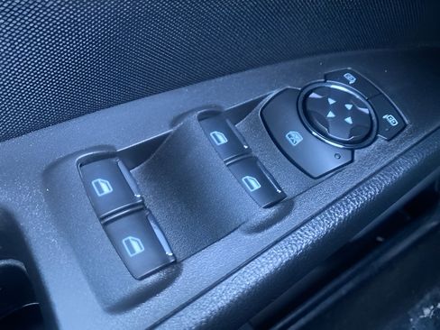 Certified 2020 Ford Fusion SE image 18