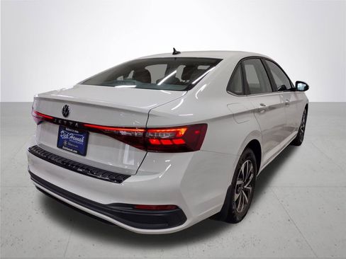 Used 2025 Volkswagen Jetta S image 14