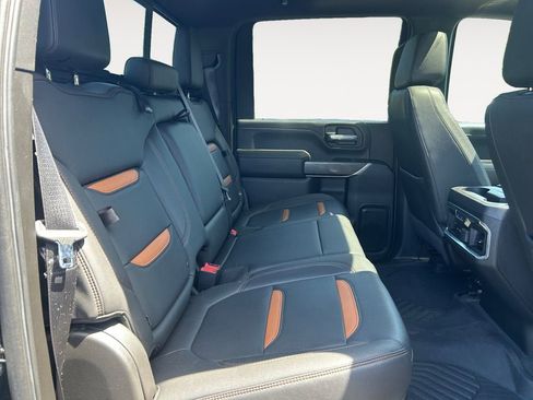 Used 2020 GMC Sierra 3500 AT4 w/ AT4 Premium Package AWD/4WD image 23