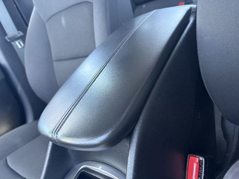 Used 2023 Chevrolet Malibu LT FWD image 25