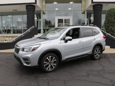 Used 2019 Subaru Forester Limited w/ Popular Package #3 image 1