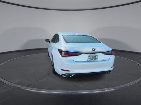 Used 2025 Lexus ES 350 w/ Premium Package FWD image 7