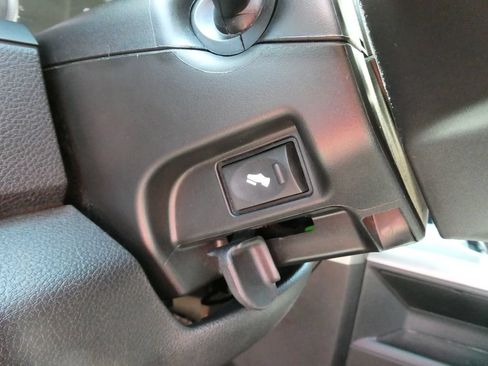 Used 2017 RAM 1500 Sport w/ Convenience Group AWD/4WD image 26