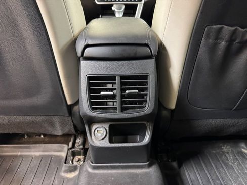 Used 2021 Kia Seltos EX image 16