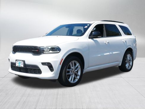 Used 2023 Dodge Durango GT AWD/4WD image 3