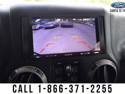 Used 2018 Jeep Wrangler Unlimited Sport S AWD/4WD image 38
