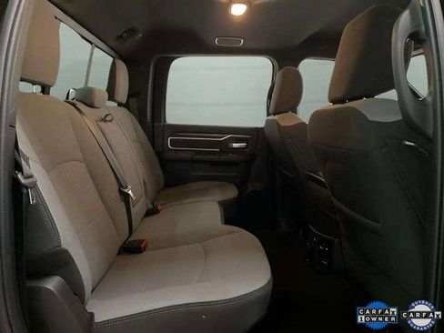 Used 2024 RAM 2500 Big Horn w/ Safety Group image 19