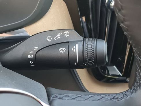 New 2026 Volvo XC60 T8 Ultra w/ Protection Package Premier AWD/4WD image 24