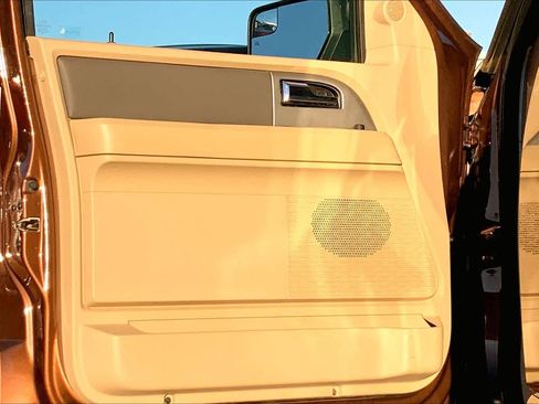 Used 2012 Ford Expedition EL XLT image 21