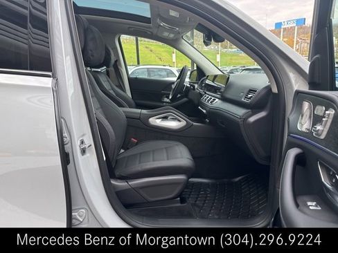 New 2026 Mercedes-Benz GLS 450 4MATIC image 28