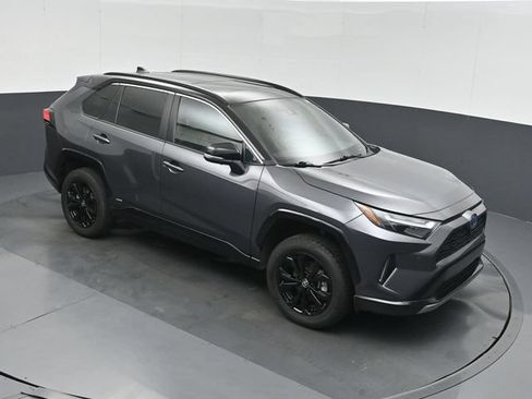 Used 2024 Toyota RAV4 XSE w/ Advanced Technology Package AWD/4WD image 29