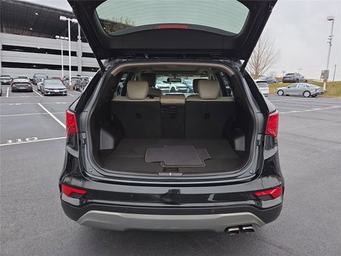 Used 2018 Hyundai Santa Fe Sport w/ Cargo Package image 5