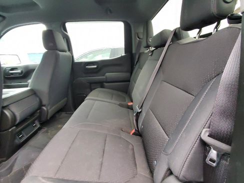 Used 2019 Chevrolet Silverado 1500 Custom Trail Boss w/ Custom Convenience Package AWD/4WD image 5