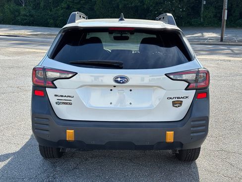 Used 2022 Subaru Outback Wilderness w/ Wilderness Package AWD/4WD image 7