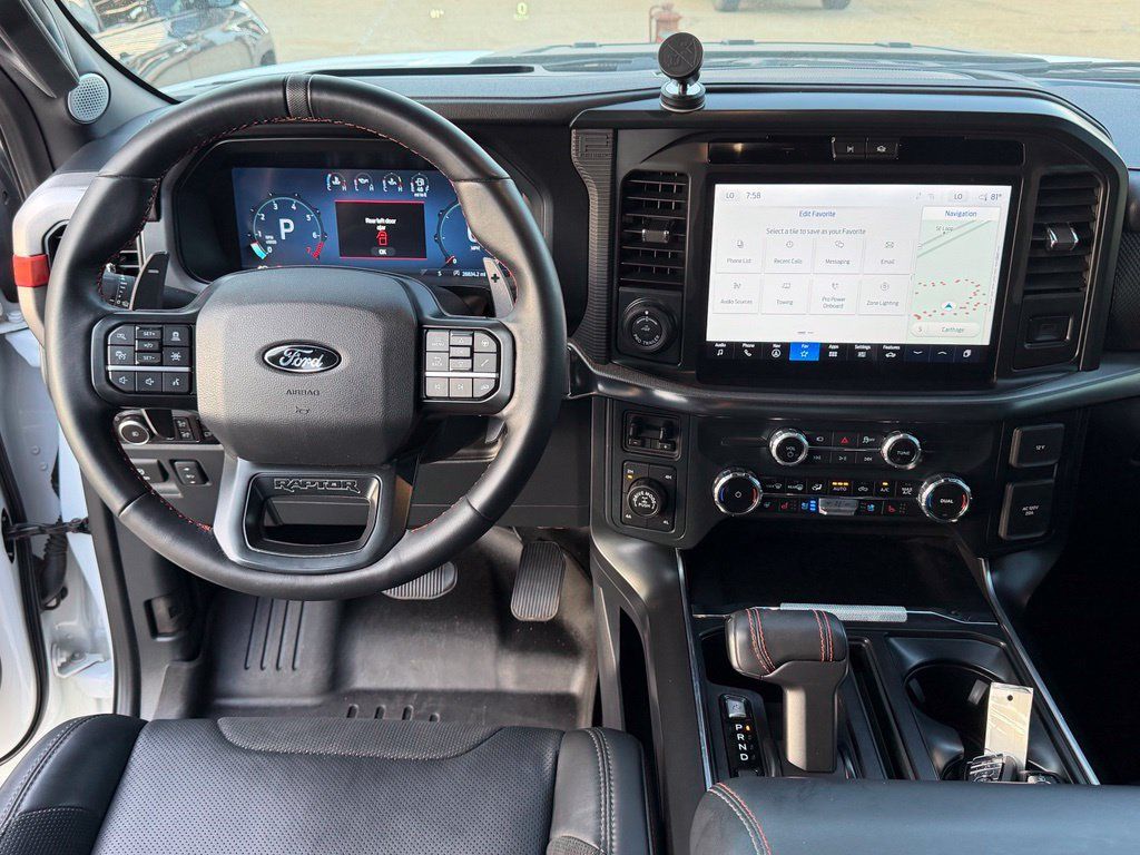 Used 2025 Ford F150 Raptor AWD/4WD image 32