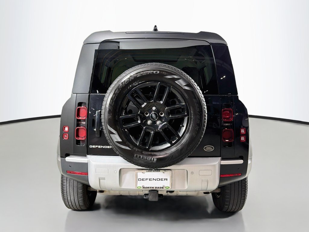 Used 2022 Land Rover Defender 110 S AWD/4WD image 6