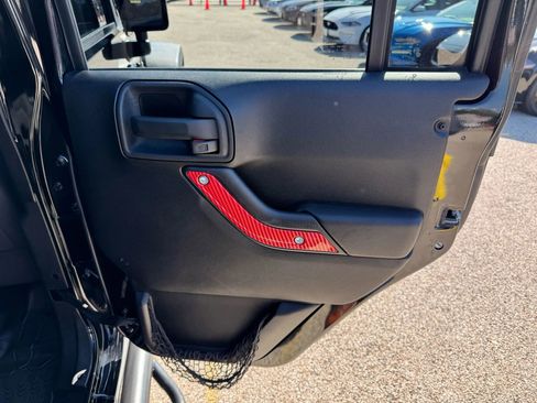 Used 2014 Jeep Wrangler Unlimited Sport w/ Quick Order Package 24S image 30