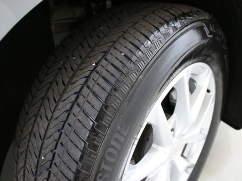 Certified 2024 Chevrolet Equinox LT AWD/4WD image 37