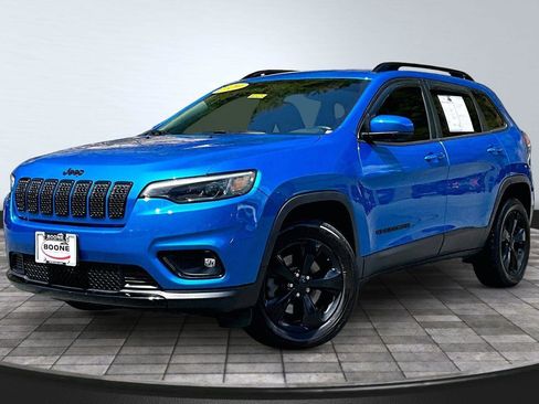 Used 2020 Jeep Cherokee Latitude Plus AWD/4WD image 12
