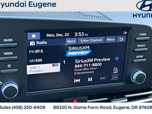 Used 2023 Hyundai Elantra SEL image 22