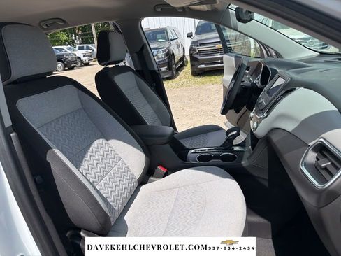 Used 2022 Chevrolet Equinox LS w/ LS Convenience Package FWD image 22