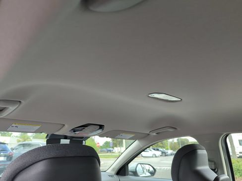 Used 2025 Kia K4 EX FWD image 29
