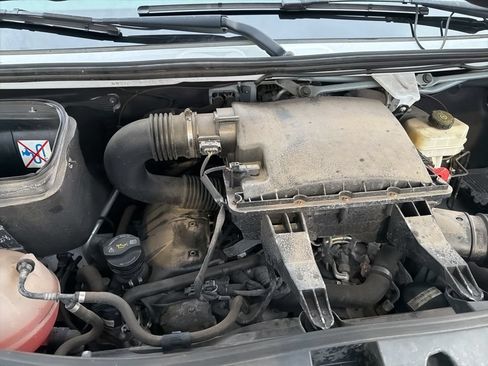 Used 2019 Mercedes-Benz Sprinter 2500 image 25