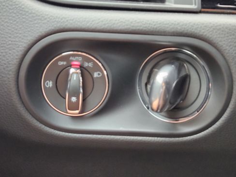 Used 2026 Porsche Macan image 21