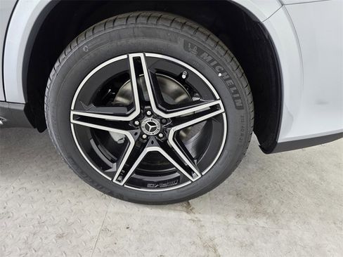 New 2026 Mercedes-Benz GLS 450 4MATIC image 13