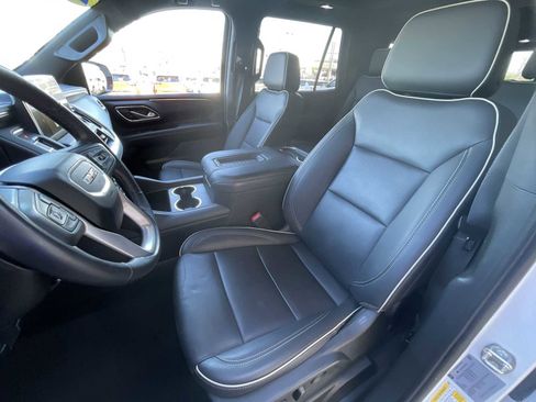 Certified 2023 GMC Yukon SLT image 18