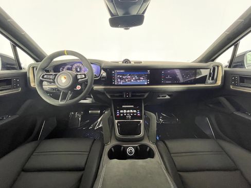 New 2026 Porsche Cayenne Turbo GT image 13