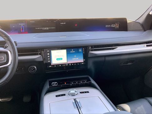 New 2026 Lincoln Navigator Reserve w/ Jet Appearance Package AWD/4WD image 6