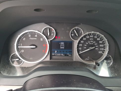 Used 2016 Toyota Tundra SR5 w/ SR5 Upgrade Package RWD image 19