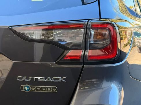 Certified 2025 Subaru Outback Limited AWD/4WD image 7