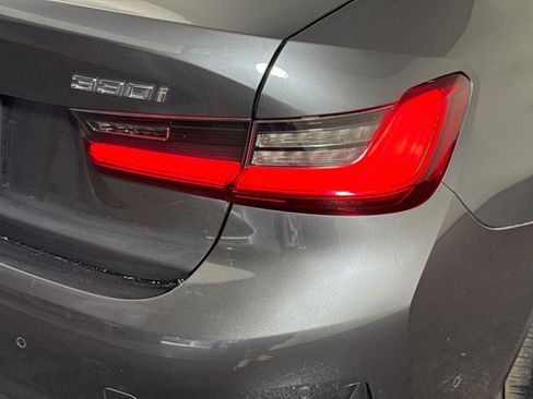 Used 2019 BMW 330i Sedan w/ Premium Package RWD image 34