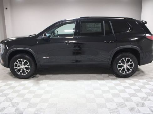 New 2026 GMC Acadia AT4 w/ Luxury Package AWD/4WD image 9