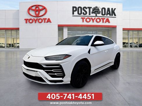 Used 2020 Lamborghini Urus AWD/4WD image 13