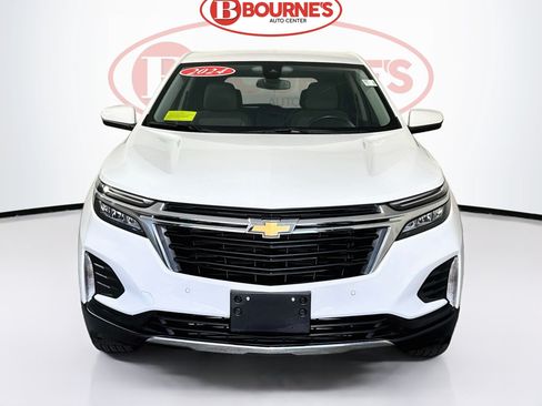 Used 2024 Chevrolet Equinox LT w/ LPO, Floor Liner Package AWD/4WD image 5