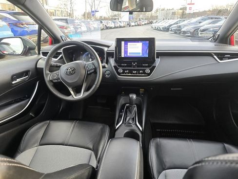 Certified 2025 Toyota Corolla XSE image 13