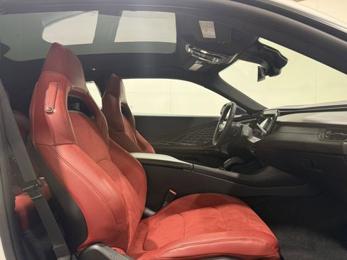 Used 2025 Dodge Charger Daytona Scat Pack w/ Track Pack AWD/4WD image 9