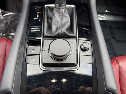 Used 2023 MAZDA MAZDA3 Hatchback w/Premium Plus Pkg image 19