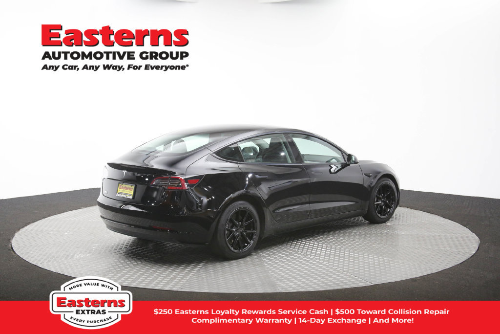 Used 2023 Tesla Model 3 Standard Range RWD image 37