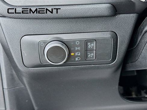 Used 2020 Ford Escape SE FWD image 14