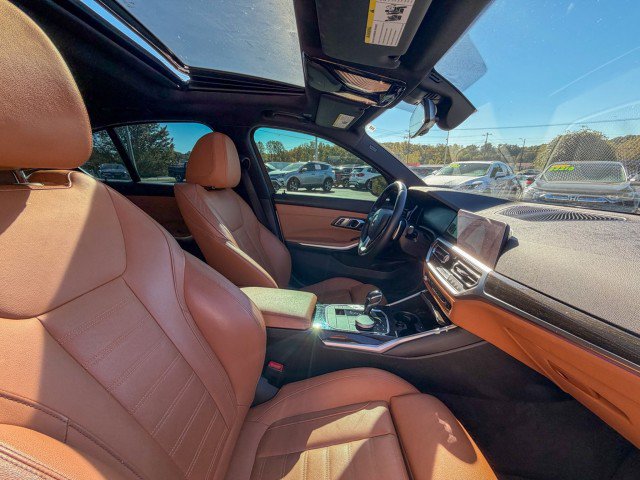 Used 2021 BMW 330i Sedan w/ Premium Package RWD image 23