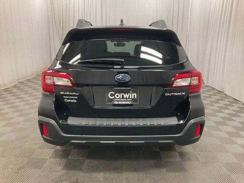 Used 2019 Subaru Outback 2.5i Premium image 3