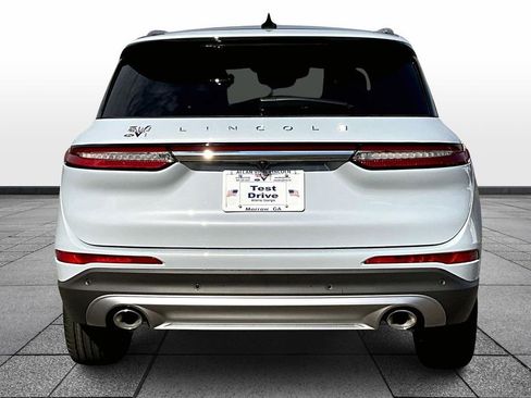 New 2026 Lincoln Corsair Premiere image 4